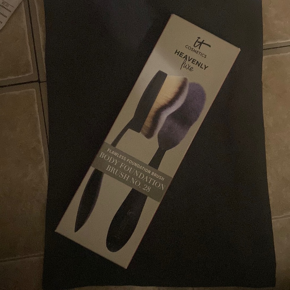 Foundation brush